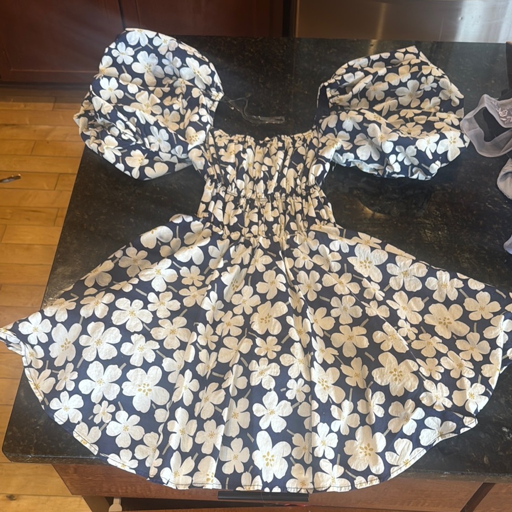 Floral Puff Sleeve Dress